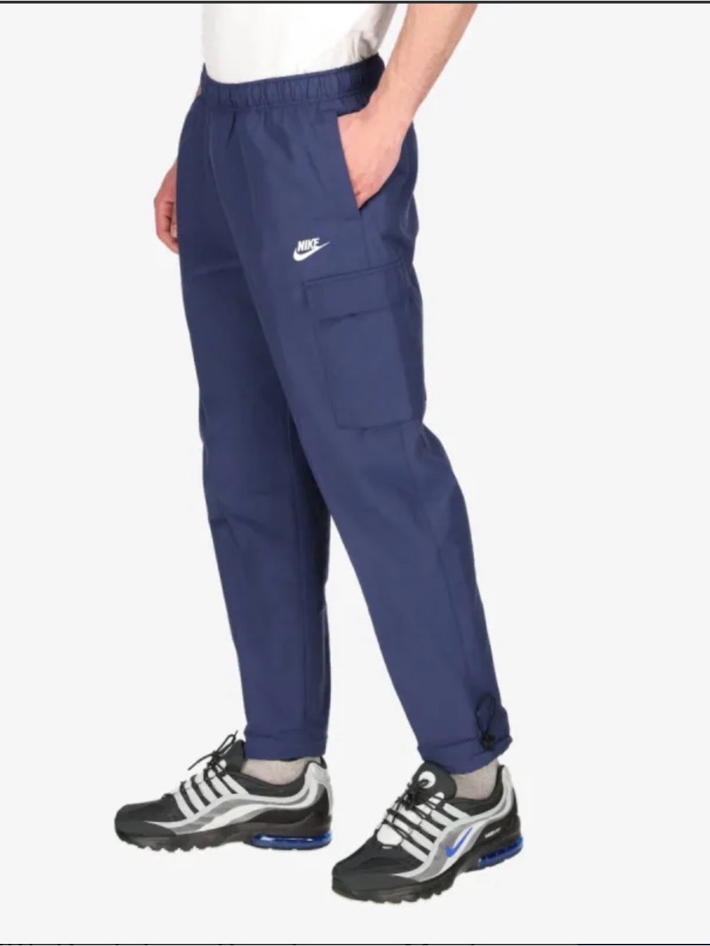 Nike Men’s Navy Cargo Pants with Utility Pockets